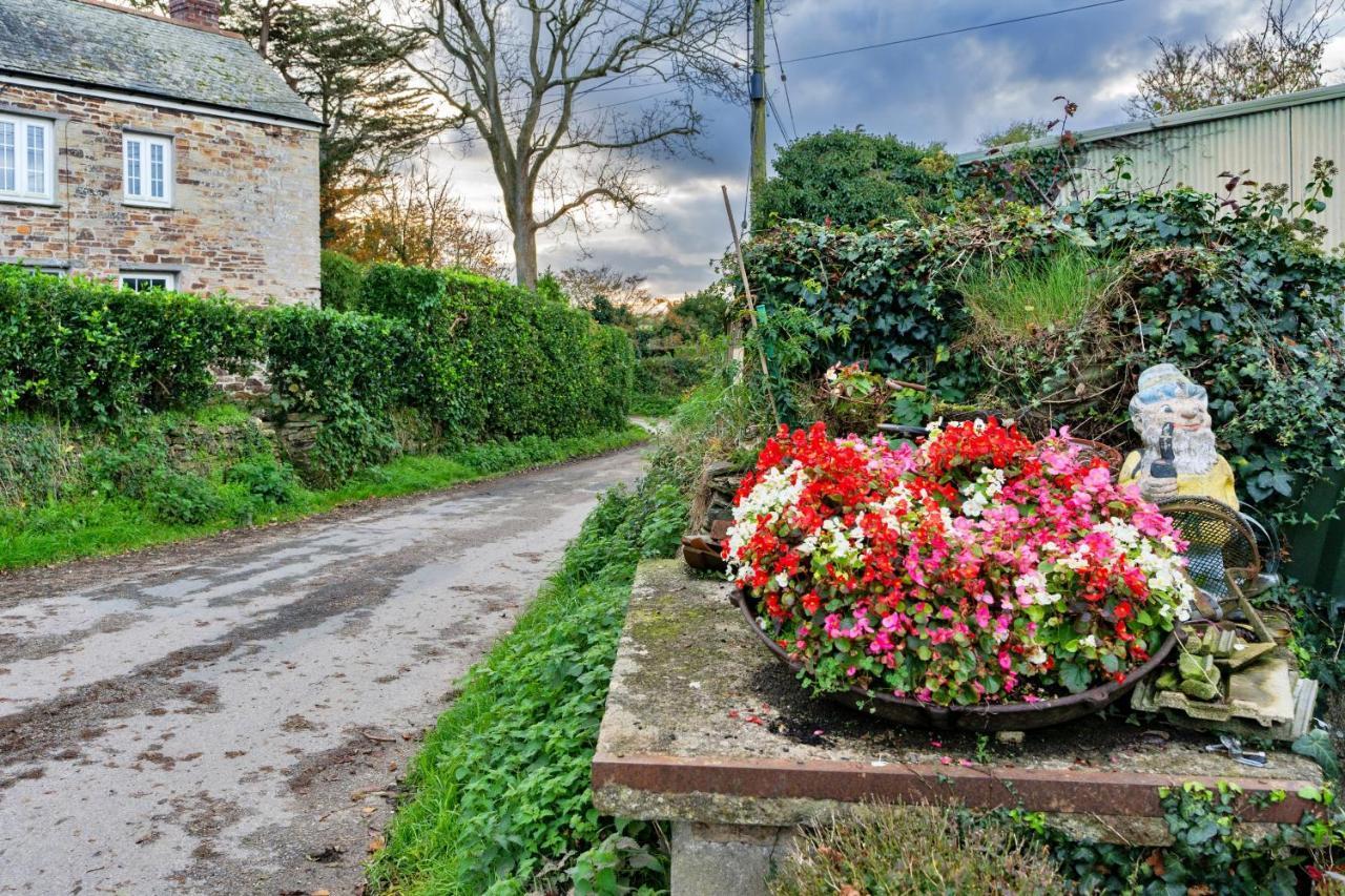 Finest Retreats - Forge Cottage パドストウ エクステリア 写真